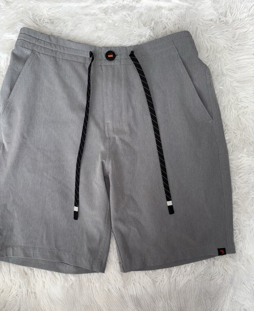 Salt Life Men’s 28 Classic Gray Lightweight Shorts. Comf. Exc. Condition